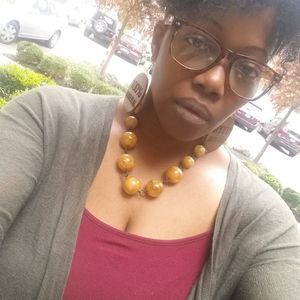 Meet your Posher, Traci